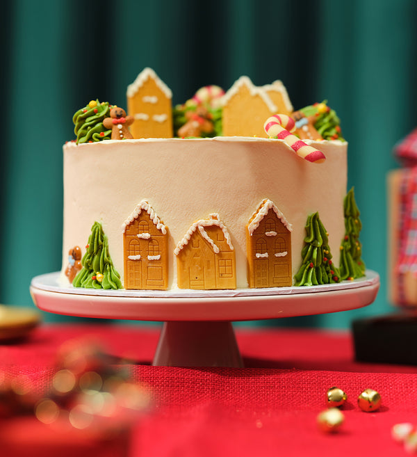 Christmas Gingerbread House Cake