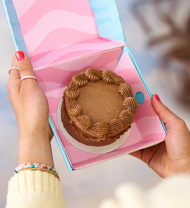 Chocolate Vintage Bento Cake - 2nd image
