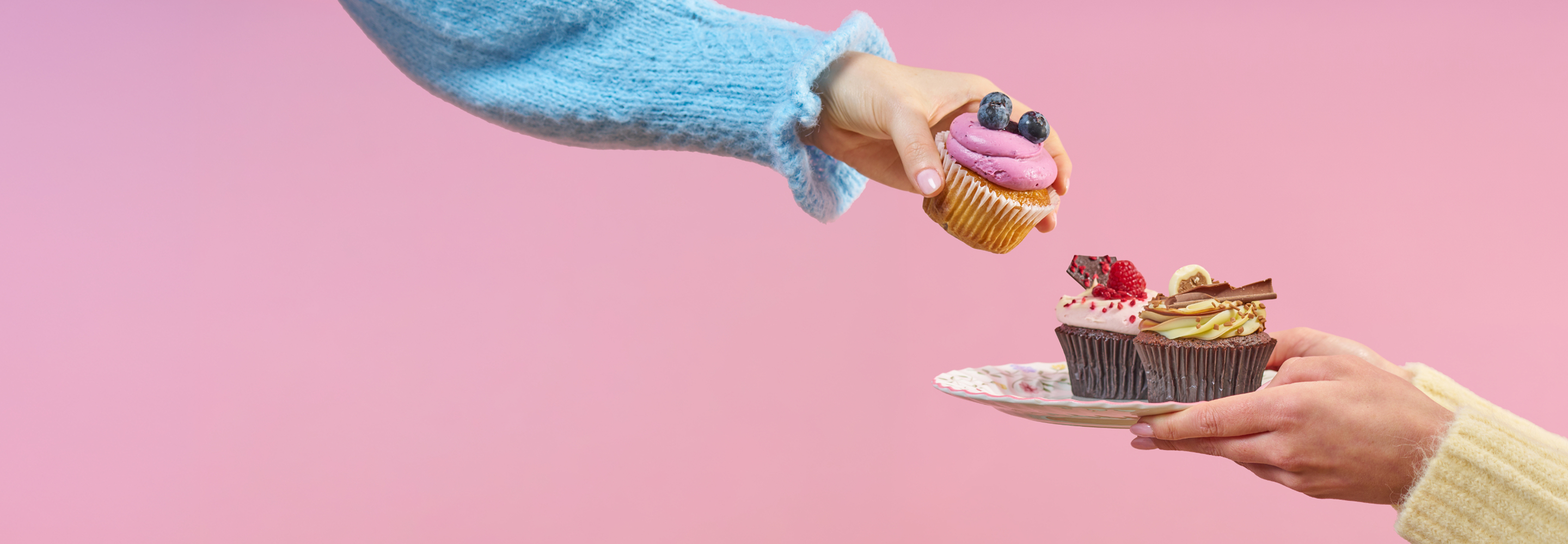Buy Cupcakes Online Fast Delivery At Lola s Cupcakes buy-cupcakes-online-fast-delivery-at-lola-s-cupcakes