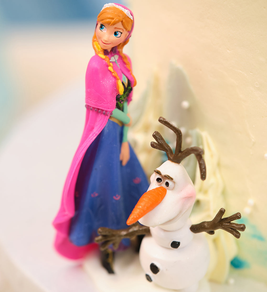 Disney Frozen Themed Cake