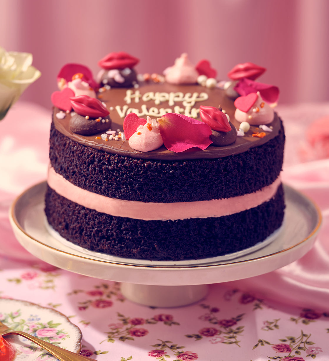 Love at First Slice Nationwide Cake