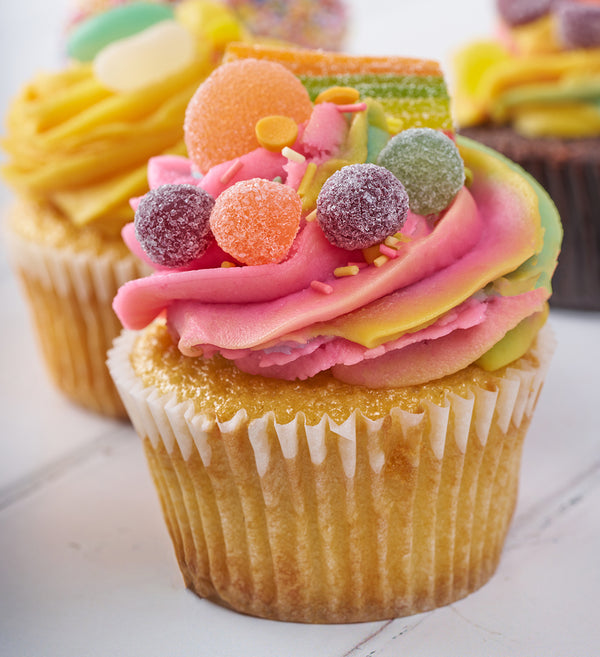 Süsse Büchertasche mit Cupcakes im Retrolook Süsse Büchertasche mit Cupcakes im Retrolook