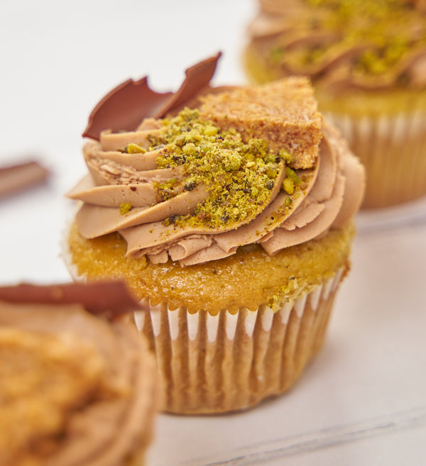 Chocolate and Pistachio Kunafa Cupcake Box