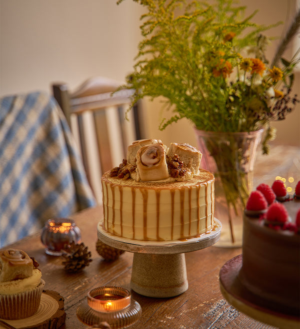 Cinnamon Bun Cake